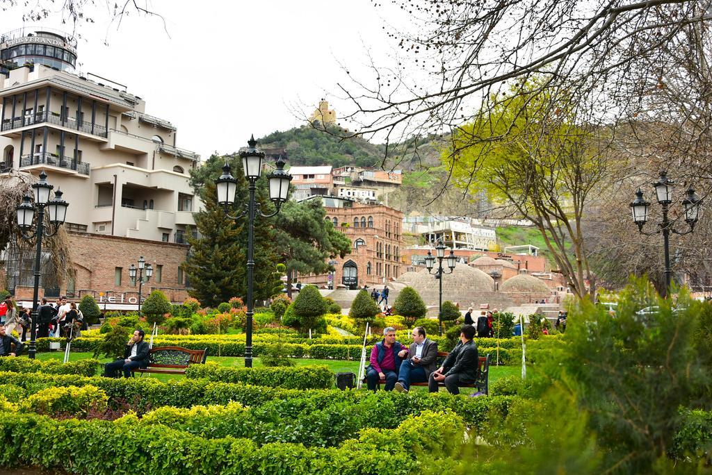 Apartment On Botanikuri Tbilisi Exterior foto