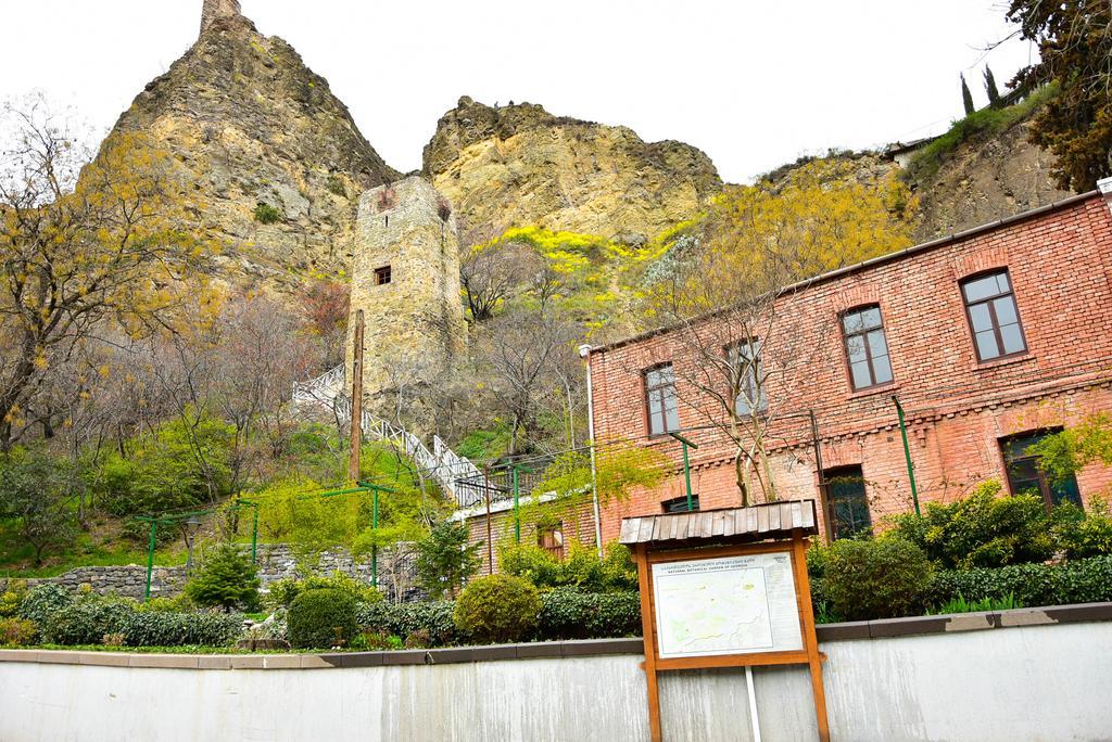 Apartment On Botanikuri Tbilisi Exterior foto